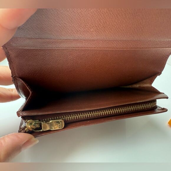 Louis Vuitton Tresor wallet Monogram - Picture 8 of 14